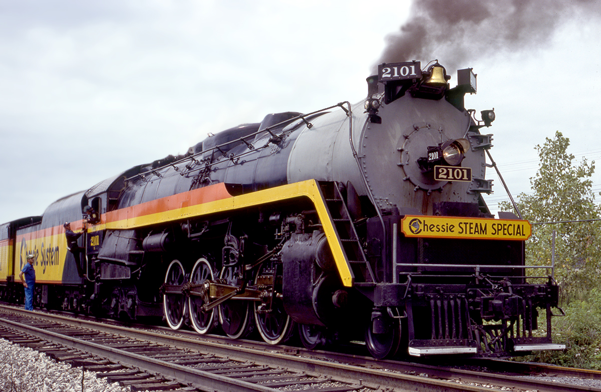 chessie-steam-special-s1-2101-sharp-001-1200x.jpg