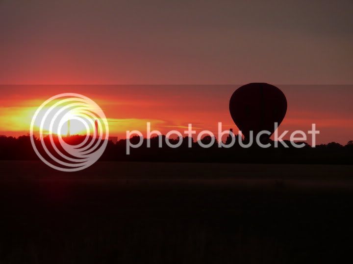 sunsetbaloon.jpg