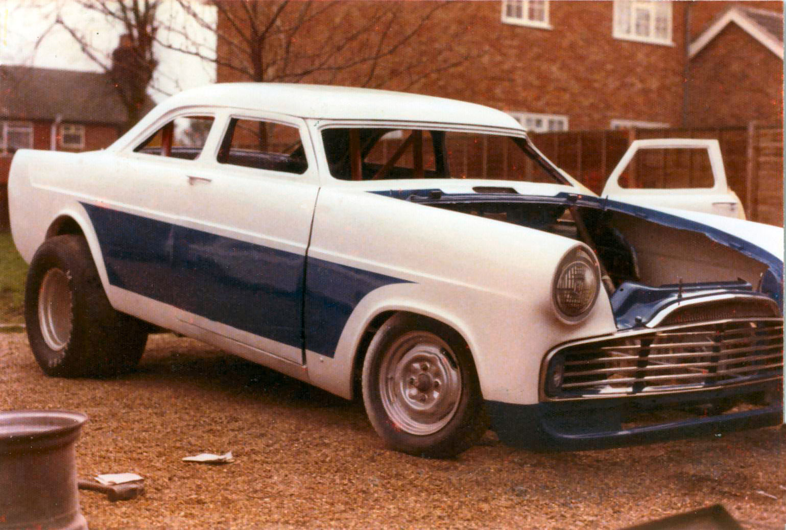1958-ford-zephyr-pic-4506.jpeg