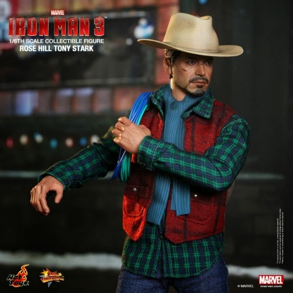 HOT_TOYS_1-6_SCALE_IRON_MAN_3_ROSE_HILL_TONY_STARK_MILK_MAG_LIMITED_EDITION_03.jpg