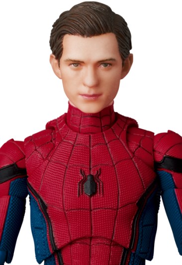 Medicom-MAFEX-Spider-Man-Homecoming-04.jpg