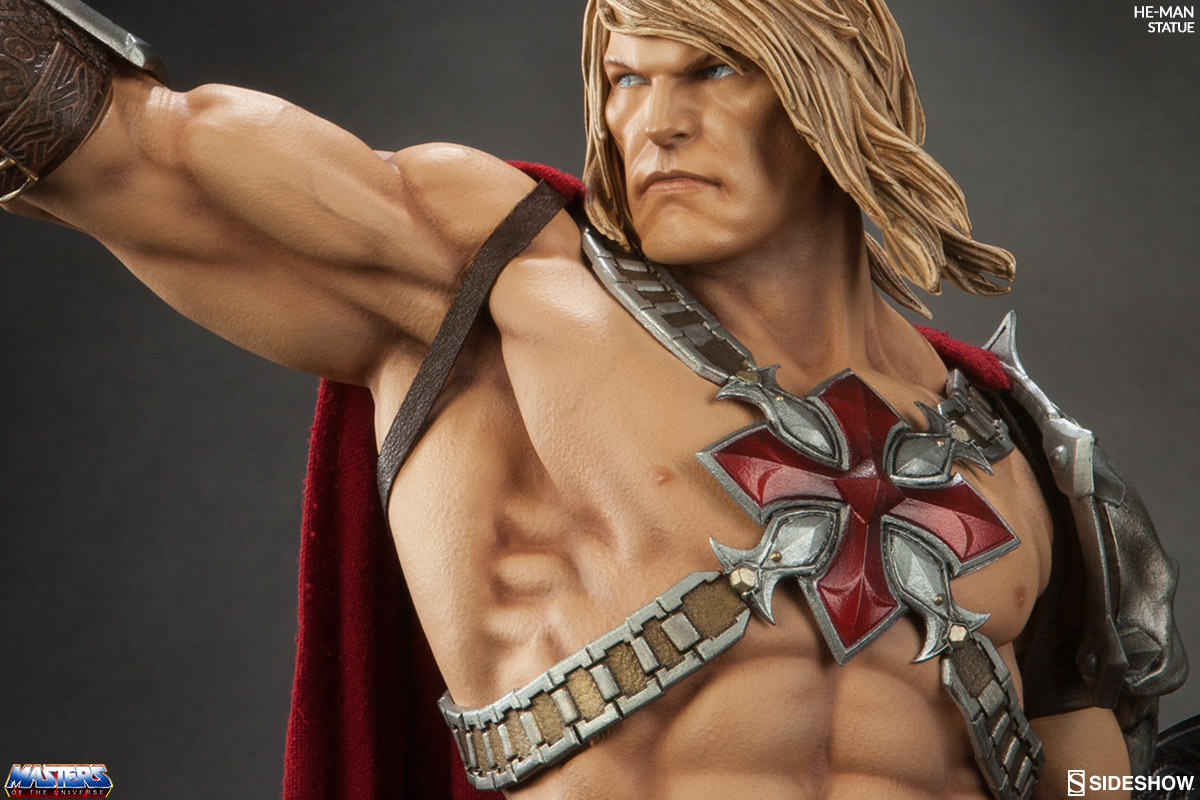 masters-of-the-universe-he-man-statue-sideshow-200549-09.jpg