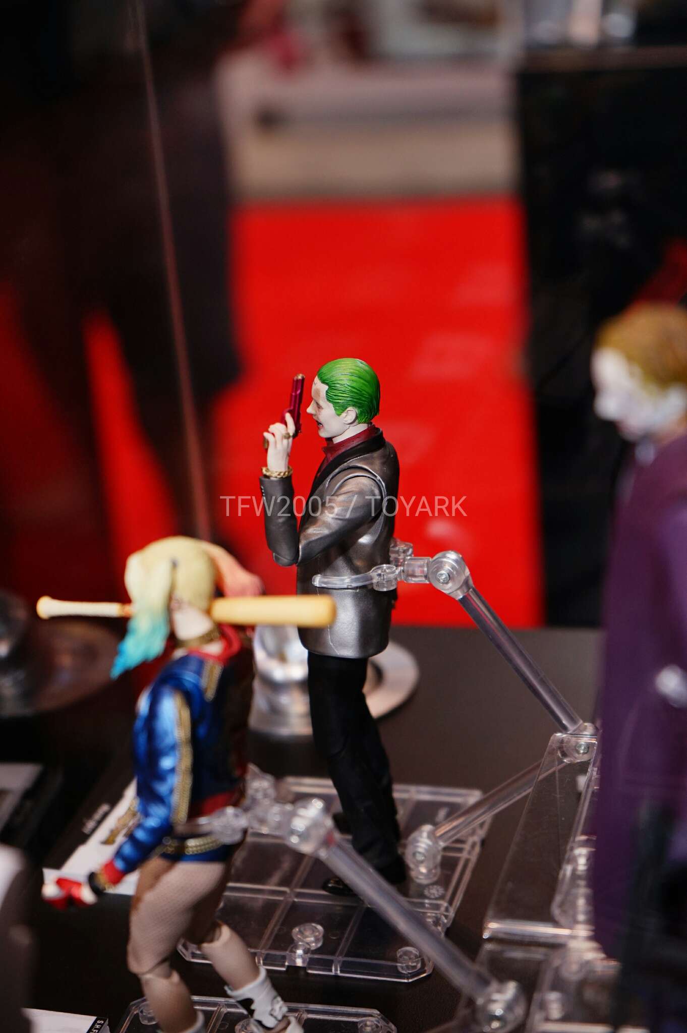 NYCC2016-Tamashii-Nations-DC-008.jpg