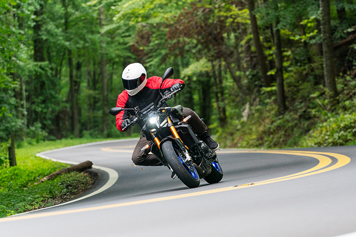 50 Best Motorcycle Roads in America 38. Tail of the Dragon (Tennessee, North Carolina / 11 miles)