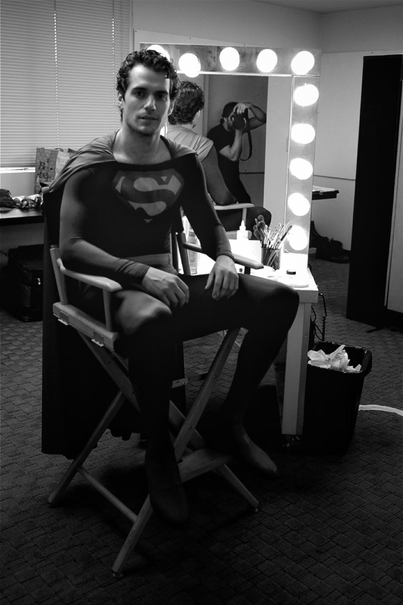Cavill-Reeve-Superman-Costume.jpg