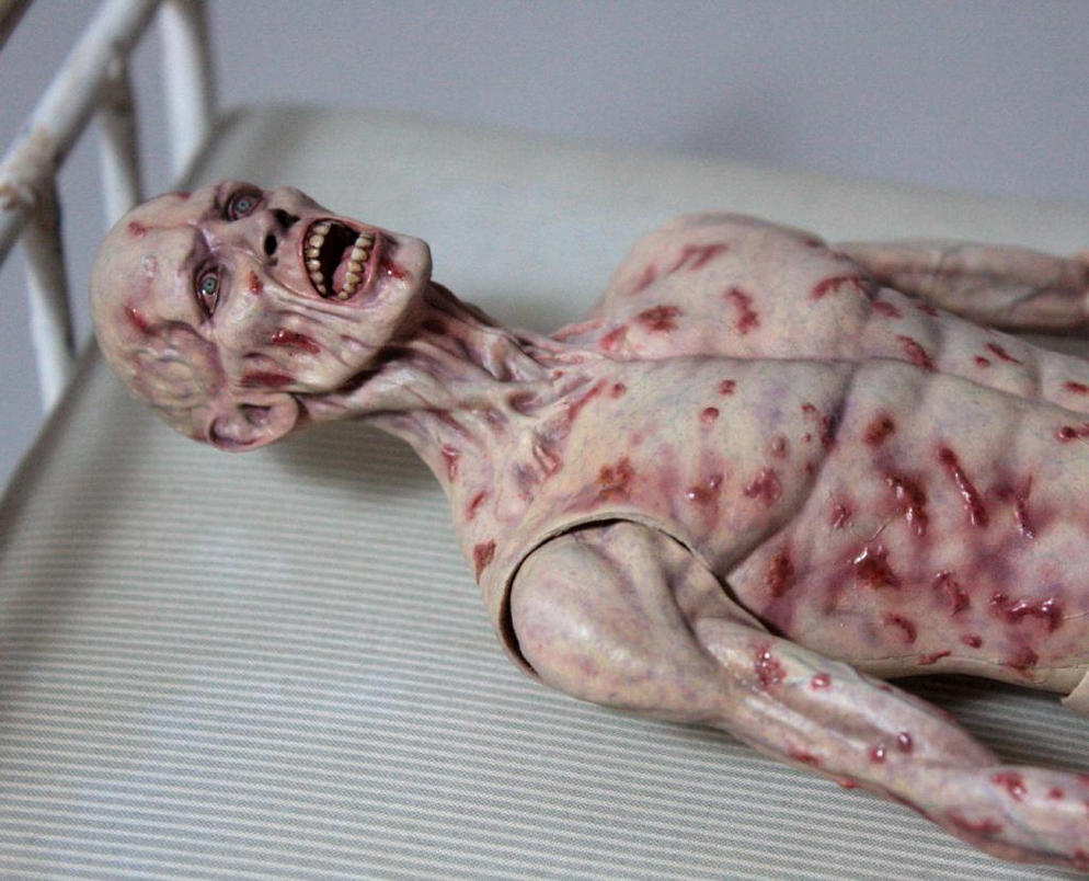 1_6_scale__sloth__victim_from_the_film_se7en_by_sean_dabbs_fx-d70sf6i.jpg