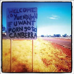 Yuendumu-sign-.jpg