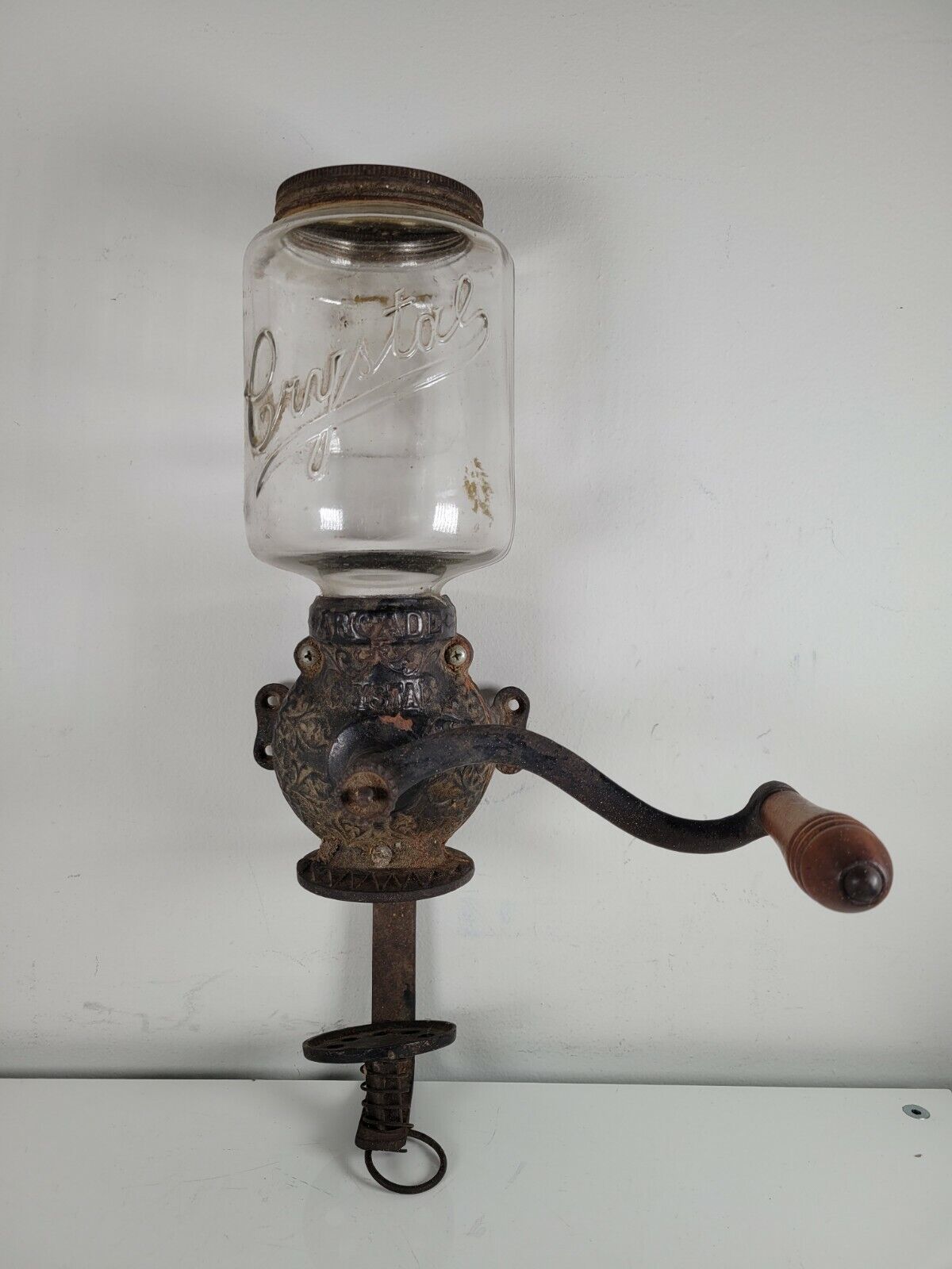 Image 1 - ANTIQUE CRYSTAL ARCADE COFFEE GRINDER W/ GLASS JAR CUP 