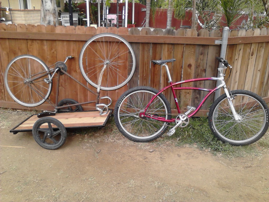 show your bike trailer! and how you hook it up to your bike!