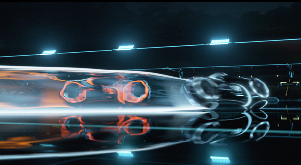 TRON-LEGACY-light-cycles-battle.jpg