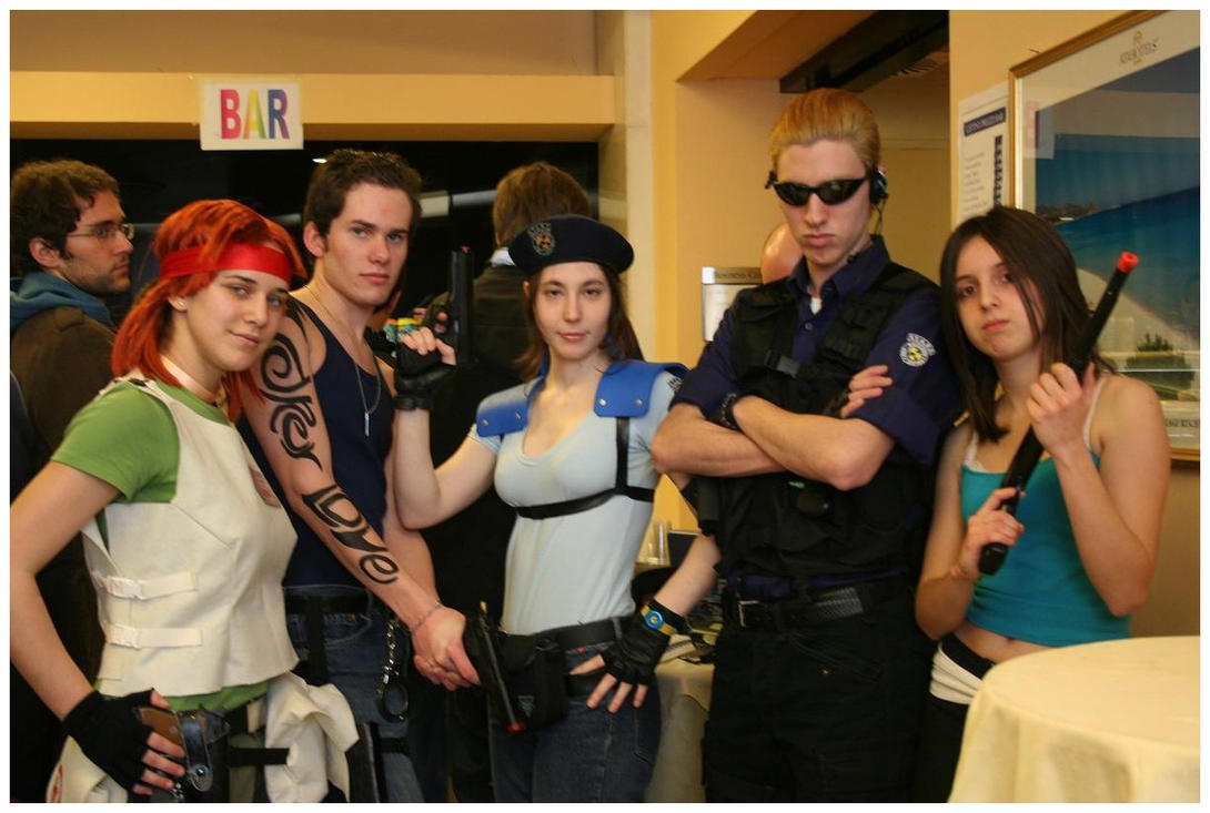 resident_evil_cosplay_by_muza86.jpg