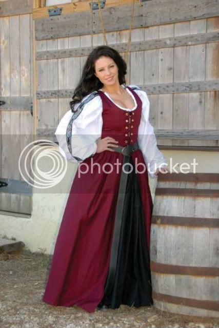 IrishDress1fromForestCreekRenaissan.jpg