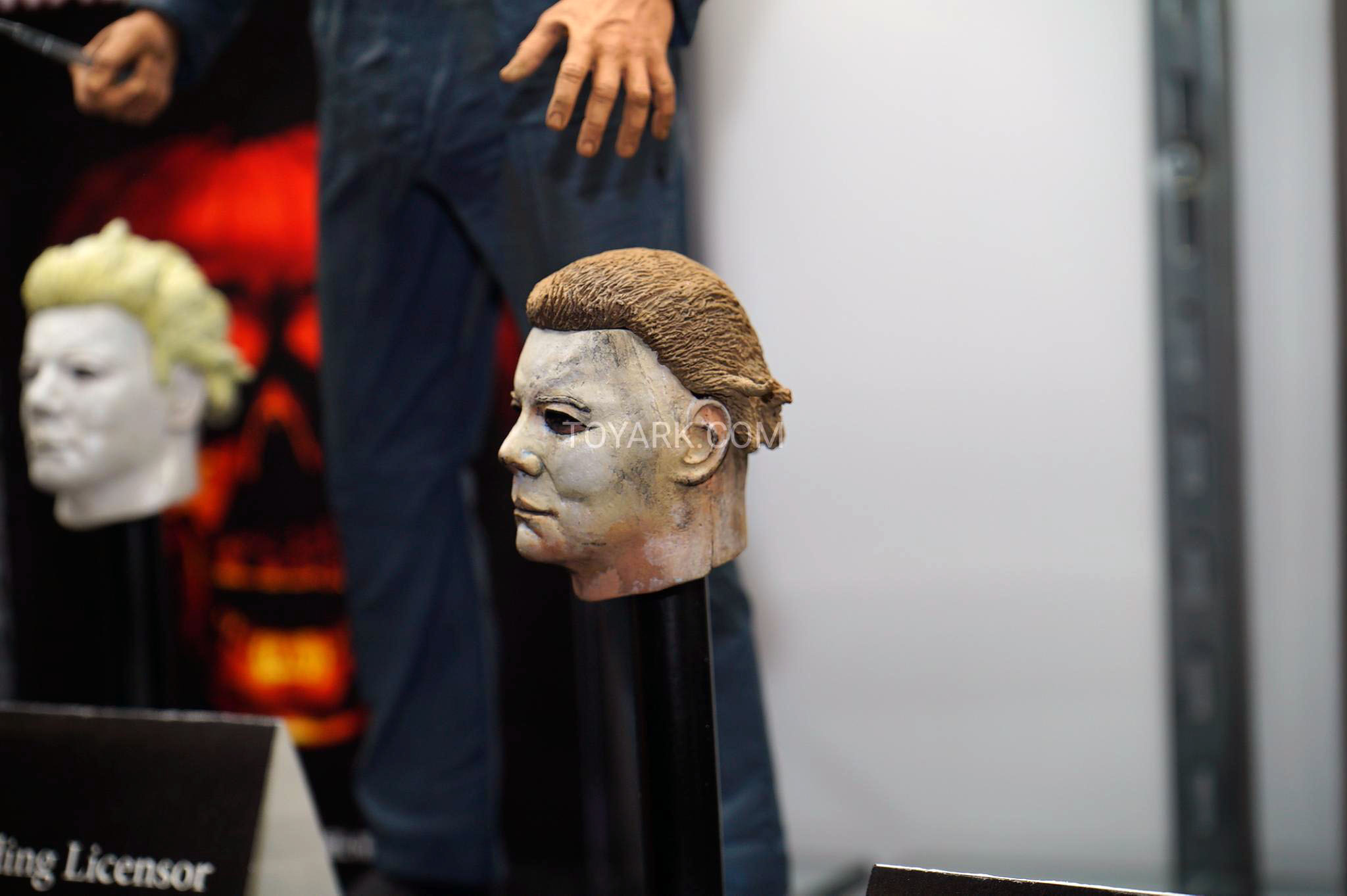 Toy-Fair-2019-NECA-Horror-058.jpg