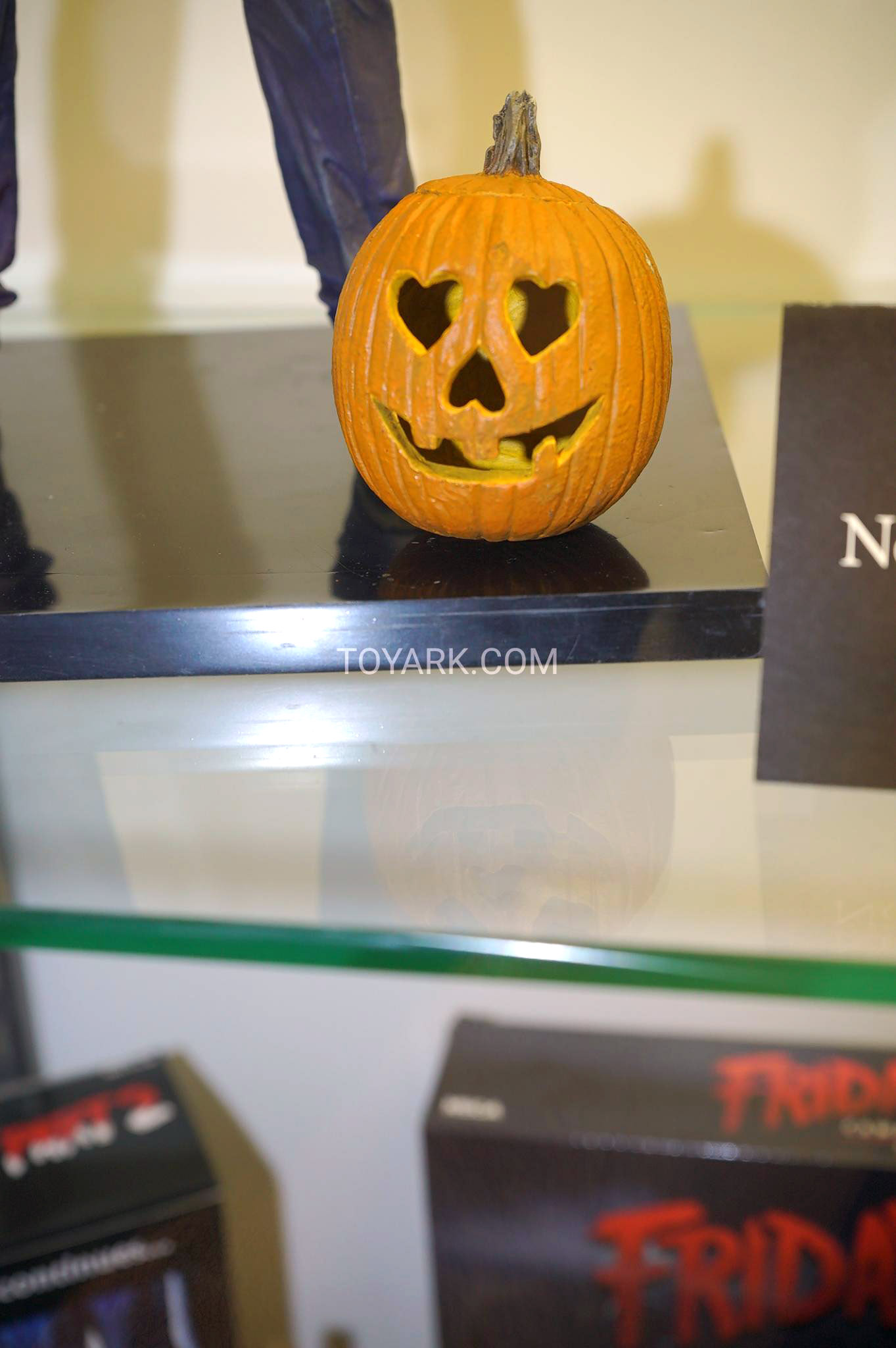 SDCC-2018-NECA-Halloween-006.jpg