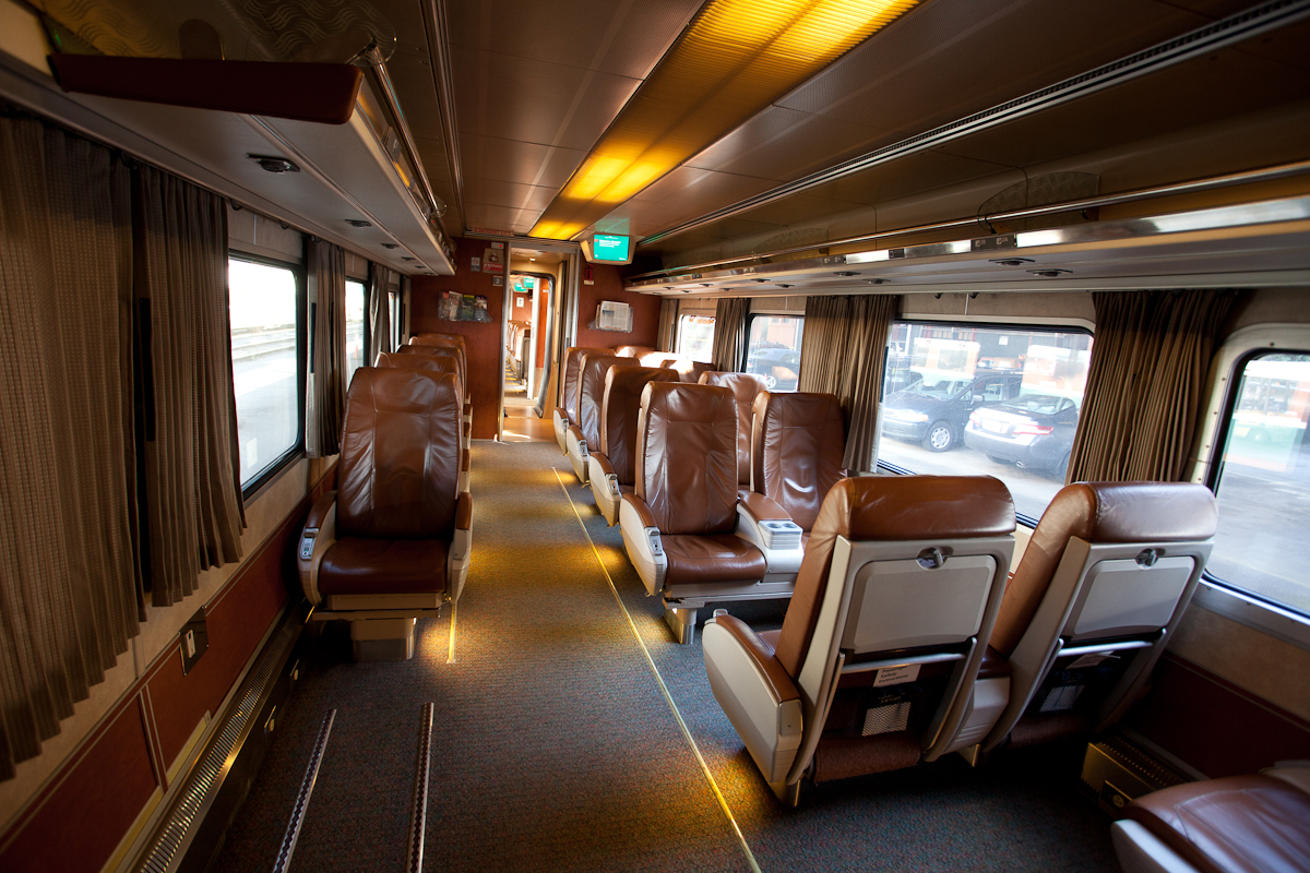 Amtrak-Cascades-Biz-Class-6_5_12-7.jpg