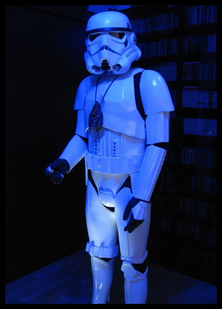 RS%20Prop%20Masters%20Stormtrooper%20armor%2044.jpg