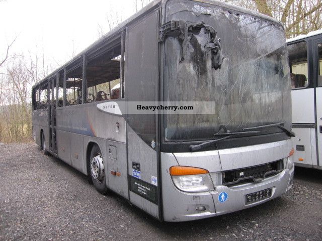 setra__415_ul_fire_damage__4_2008_1_lgw.jpg