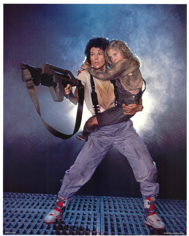 aliens-lobby-cards-photobusta-jpg.523080