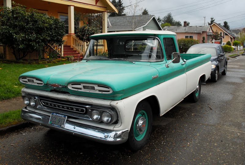 1961+Chevrolet+Chevy+Task+Force+Apache+10+Custom+pickup+truck+4.jpg