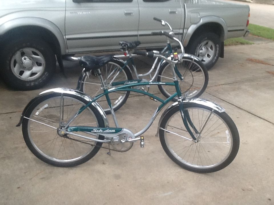 Schwinn cruiser hot sale four