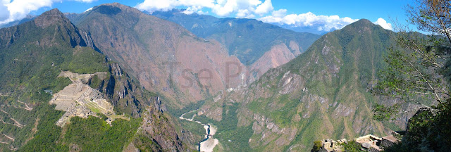 Machu_Picchu_Rio_Urubamba_Panorama_post.jpg