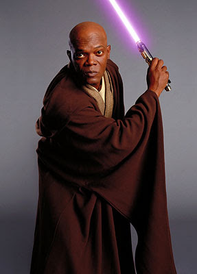 Mace_windu_with_saber.jpg