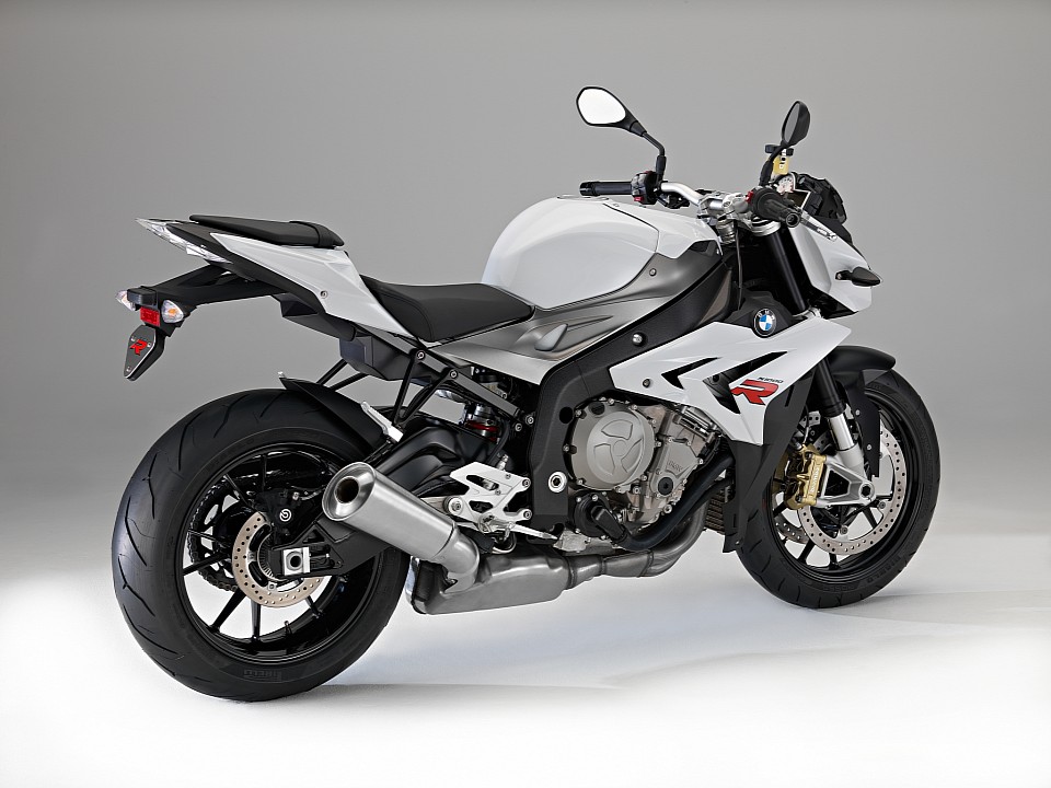2014-bmw-s1000r-even-more-evil-than-the-rr-photo-gallery-720p-65.jpg