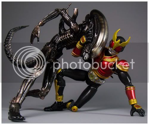 Alien-Kuuga4.jpg