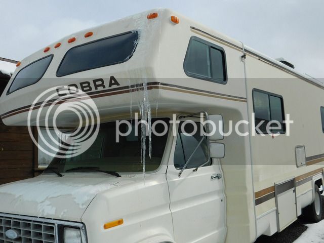 rv2%20001_zpsdqx8xmix.jpg