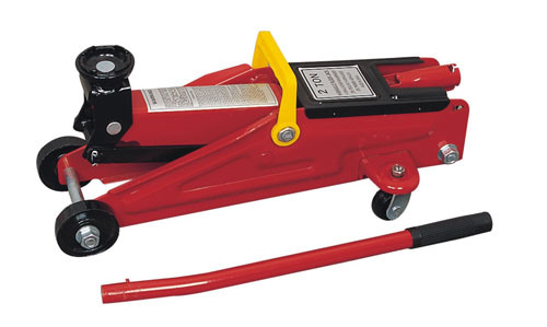 2-Ton-Hydraulic-Floor-Jack-901611-.jpg