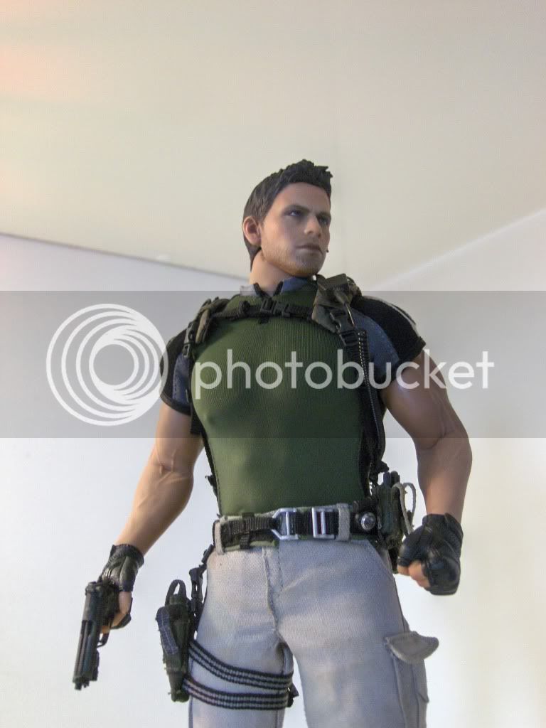 ChrisRedfield002.jpg