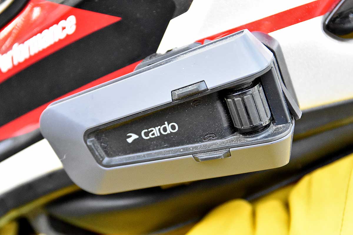 Cardo Packtalk Edge Review 1