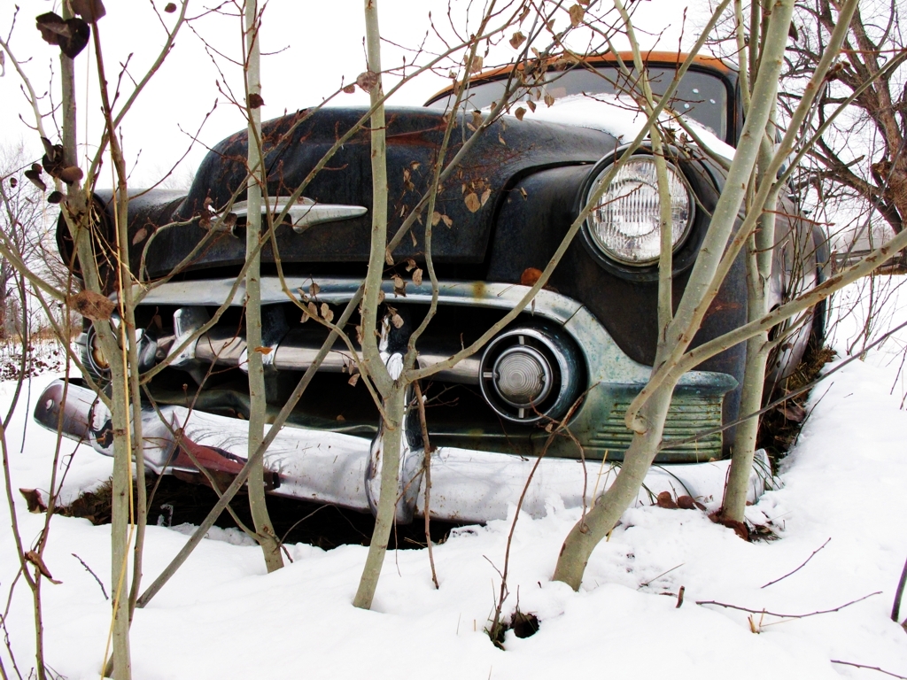 1953-Chevy-Old-Car-in-Snow.jpg