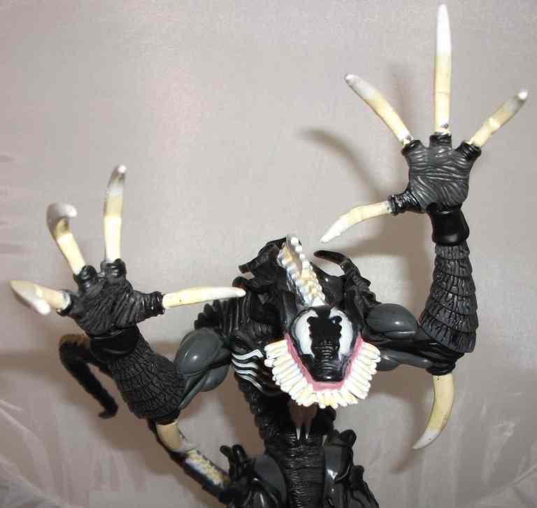 marv-venom-sym-hands.jpg