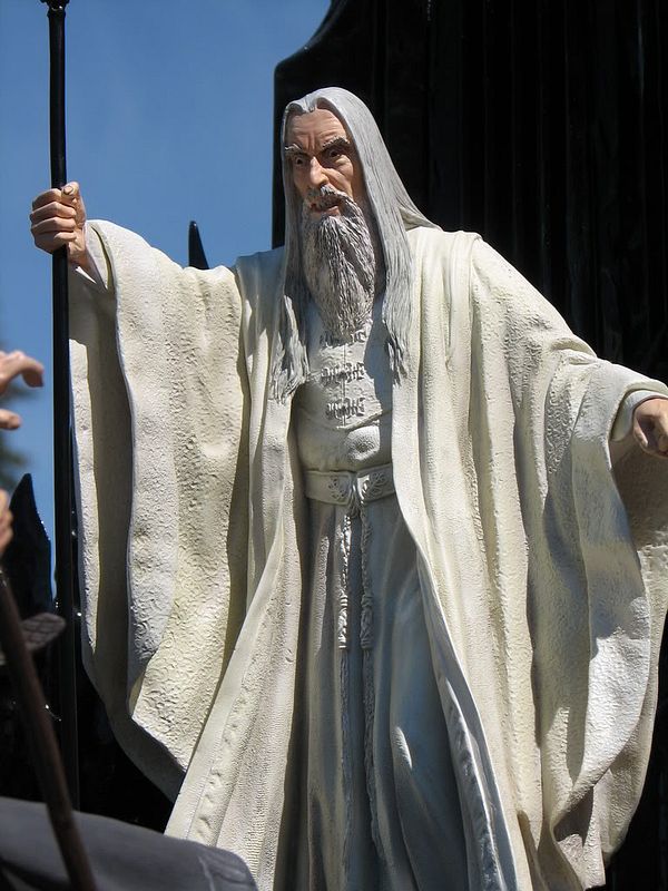 TreacheryofSaruman020.jpg