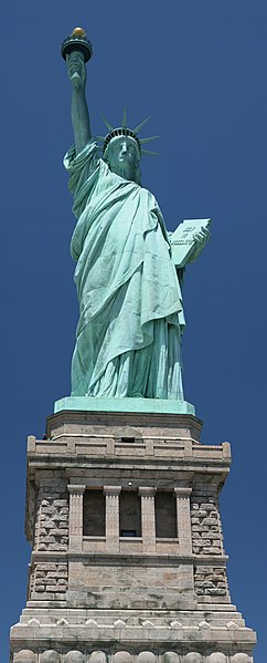 242px-Statue_of_Liberty_frontal_2.jpg