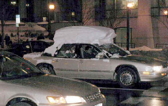 snow-on-roof-of-car1.jpeg