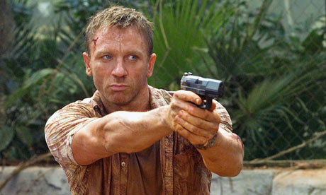 Actor-Daniel-Craig-as-Jam-001.jpg