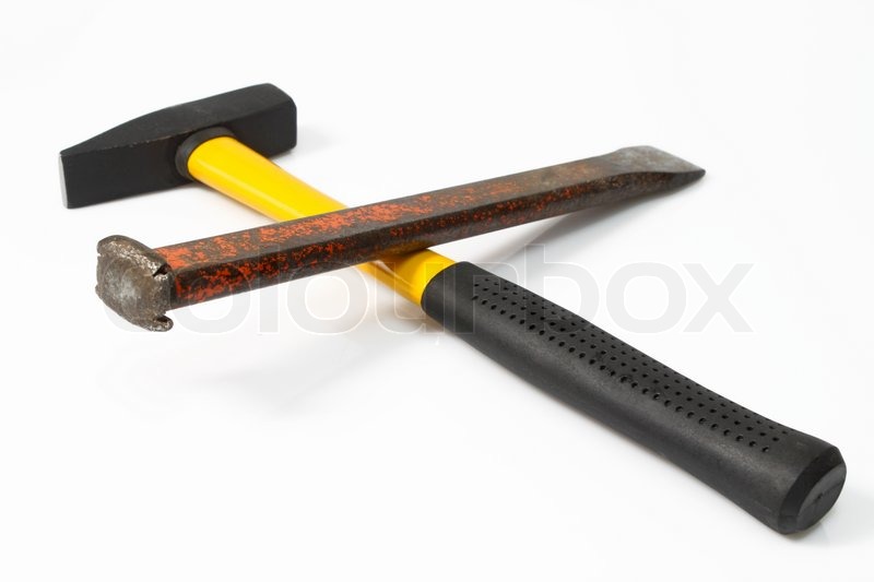 1629033-844427-hammer-and-chisel-on-bright-background-shot-in-studio.jpg