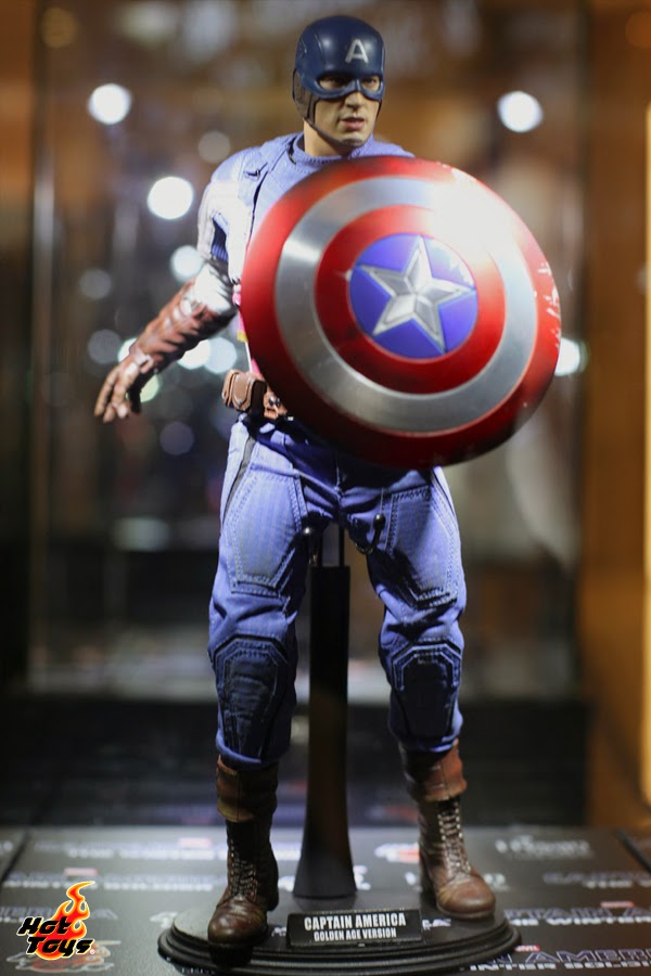 HOT_TOYS_HK_EXPO_DISPLAY_CAPTAIN_AMERICA_THE_WINTER_SOLDIER_CLASSIC_UNIFORM_01.jpg