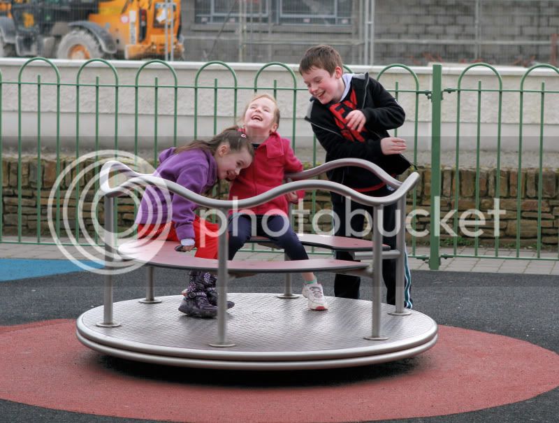 Kidsattheplayground3e.jpg