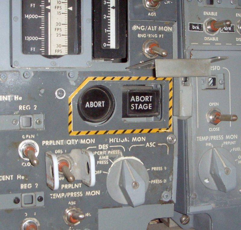 LM-Abort-and-Abort-Stage-Buttons-800x764.jpg