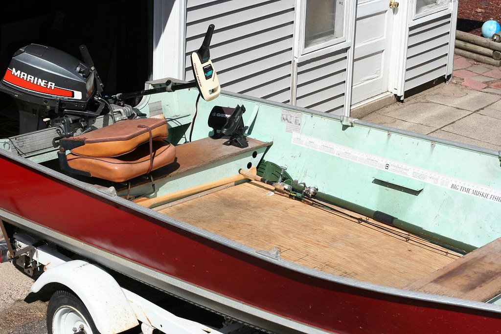 Remodeling a 16' Aluminum Fishing Boat