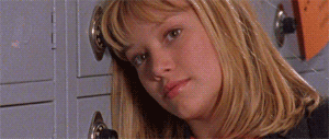 Hillary-Duff-As-Lizzie-Mcguire-Smile-Gif.gif
