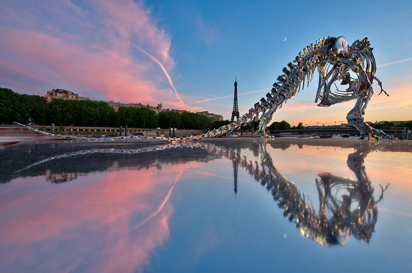 full-scale-t-rex-built-near-the-seine-river-paris-designboom02.jpg