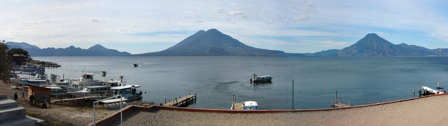 20090225-0837-P3O4M--Guatemala--1269--Panajachel--Lago-de-Atitlan.jpg