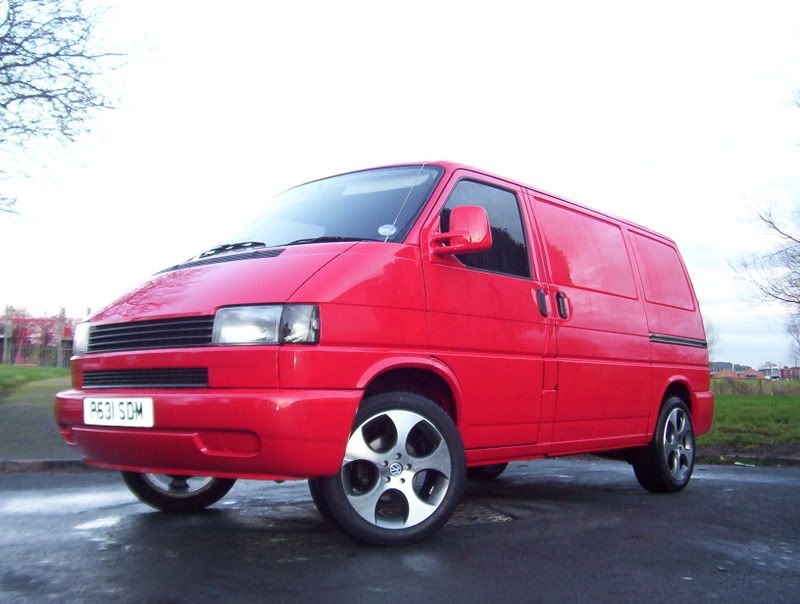 redvan001-1.jpg