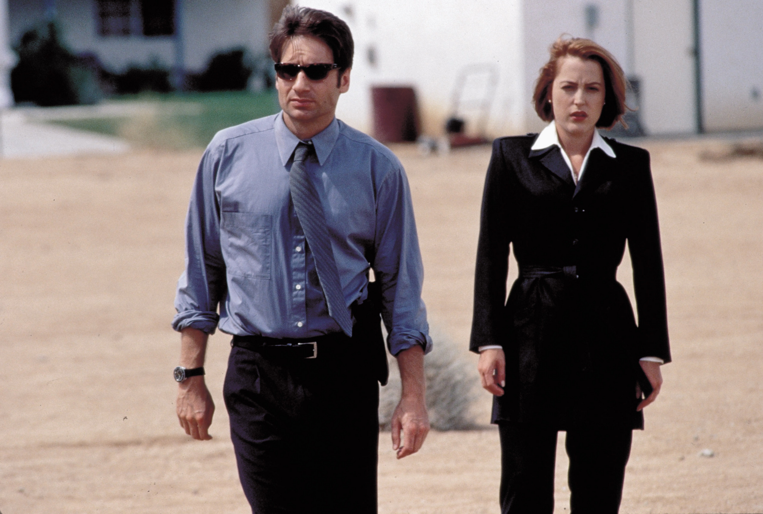 Fight-The-Future-the-x-files-25300684-2560-1725.jpg