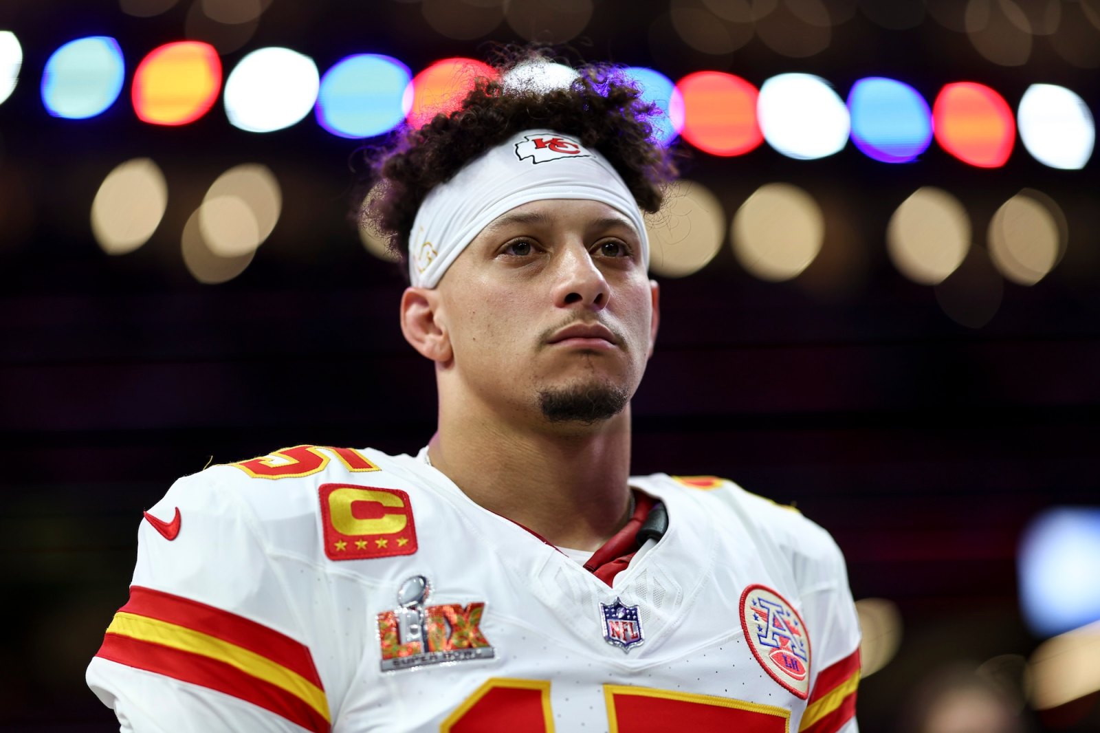 Patrick-Mahomes-Was-in-a-Daze-in-Locker-Room-After-Shocking-Super-Bowl-Loss-to-Eagles-2.jpg