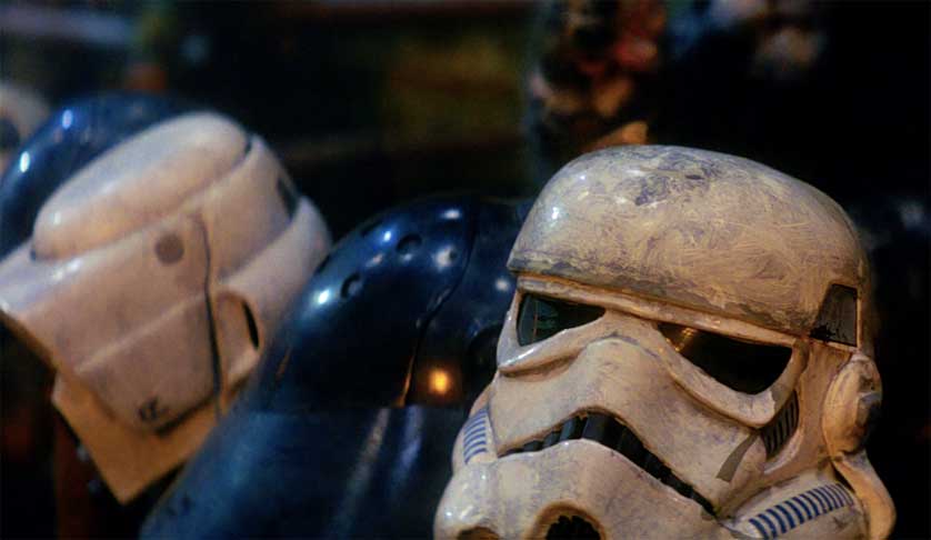 Stormtrooper-helmet-Ewok.jpg